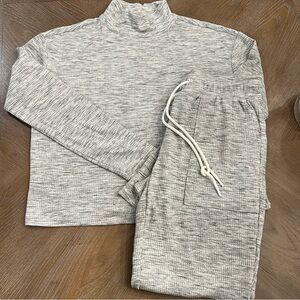 Lou & Grey Loungewear. S/XS